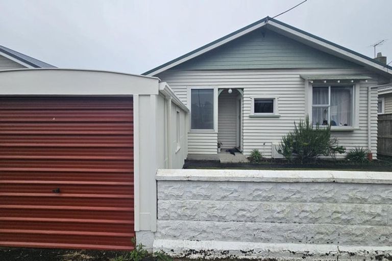 Photo of property in 69 Pendarves Street, New Plymouth, 4310