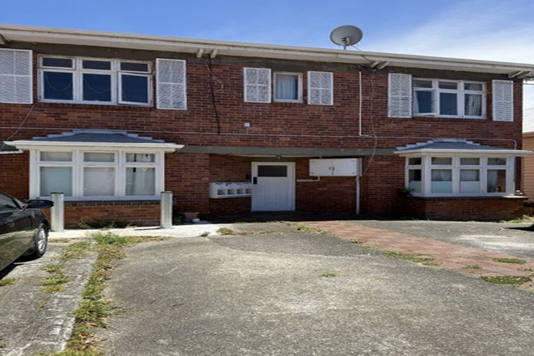 Photo of property in 6 Moncrieff Street, Mount Victoria, Wellington, 6011