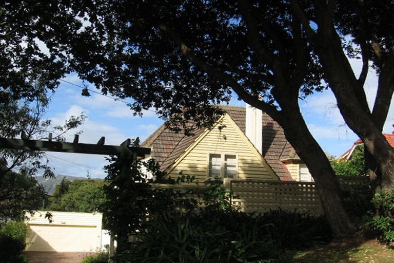 Photo of property in 67 Falkirk Avenue, Seatoun, Wellington, 6022