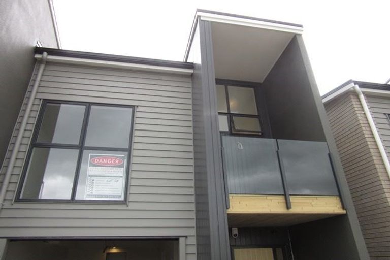 Photo of property in 34 Liquidambar Drive, Hobsonville, Auckland, 0616