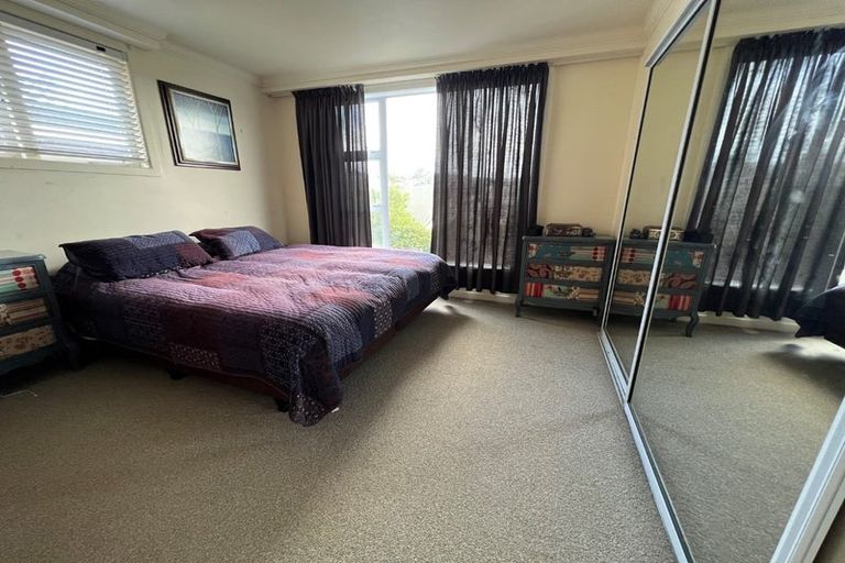 Photo of property in 1/18 Newhaven Terrace, Mairangi Bay, Auckland, 0630