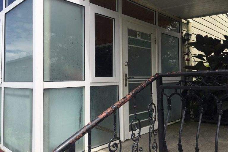 Photo of property in 1/144 Shifnal Drive, Randwick Park, Auckland, 2105