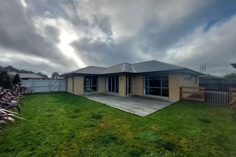 Photo of property in 9 Rossall Crescent, Rolleston, 7615