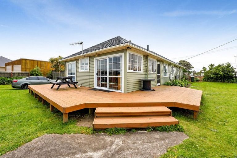 Photo of property in 2 Egmont Street, Patea, 4520