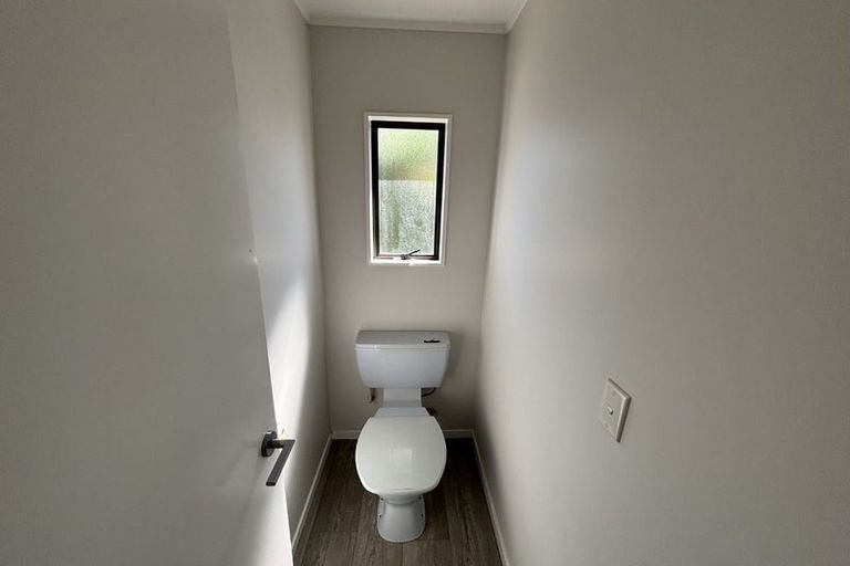 Photo of property in 2a Nukumea Common, Orewa, 0931