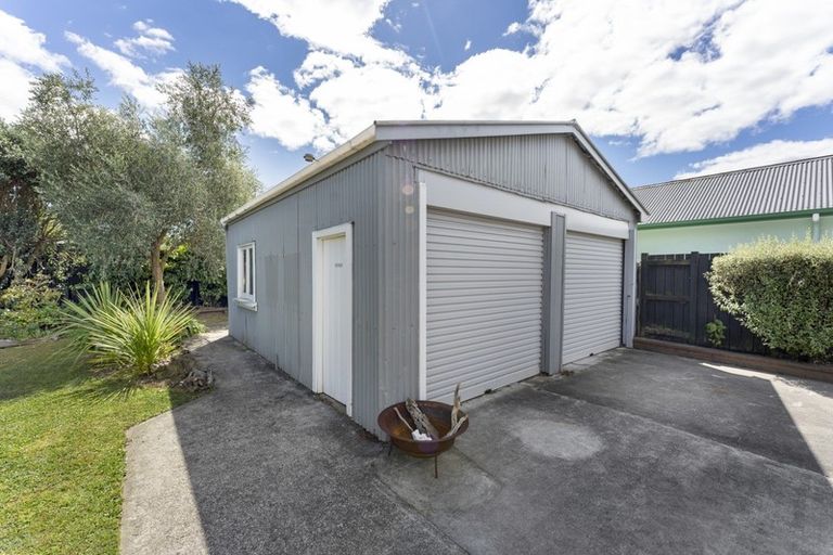 Photo of property in 38 Guy Avenue, Takaro, Palmerston North, 4410