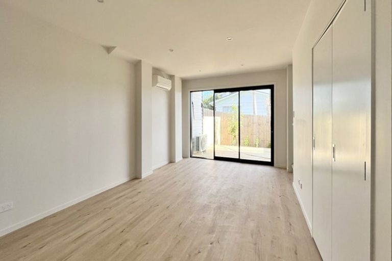 Photo of property in 5/56 Salisbury Road, Birkdale, Auckland, 0626