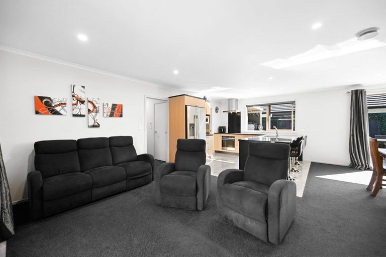 Photo of property in 9 Waikaka Place, Rototuna North, Hamilton, 3210