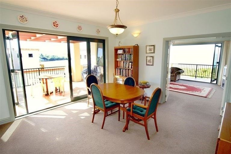 Photo of property in 51 Clansman Terrace, Gulf Harbour, Whangaparaoa, 0930