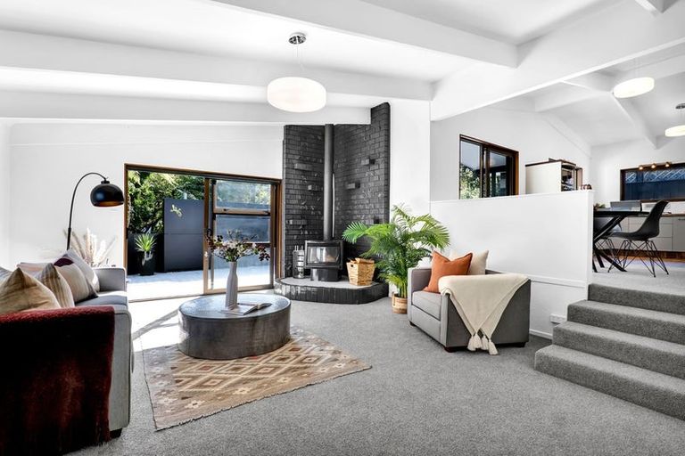 Photo of property in 7 Lombardy Place, Whalers Gate, New Plymouth, 4310