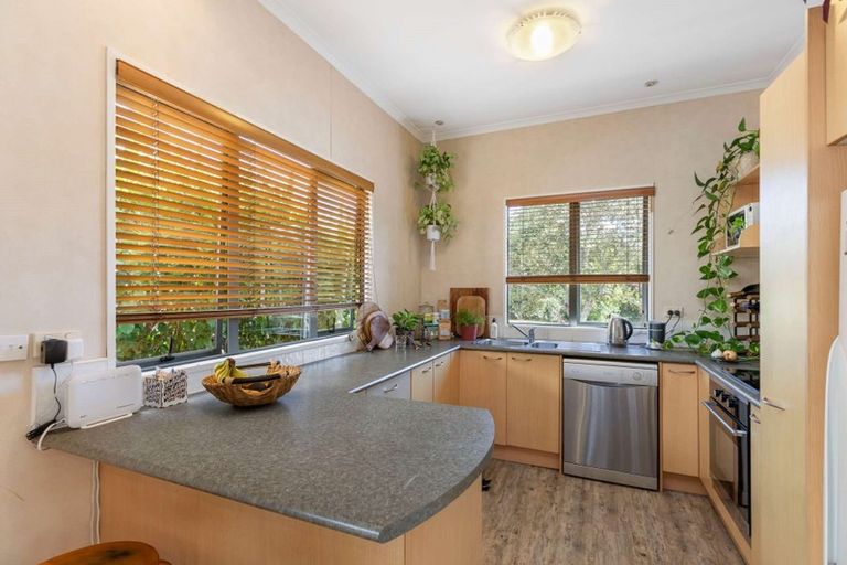 Photo of property in 33 Lazurite Drive, Westgate, Auckland, 0614