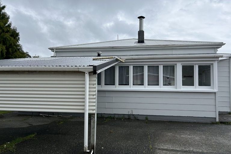 Photo of property in 17 Winnie Street, Greymouth, 7805