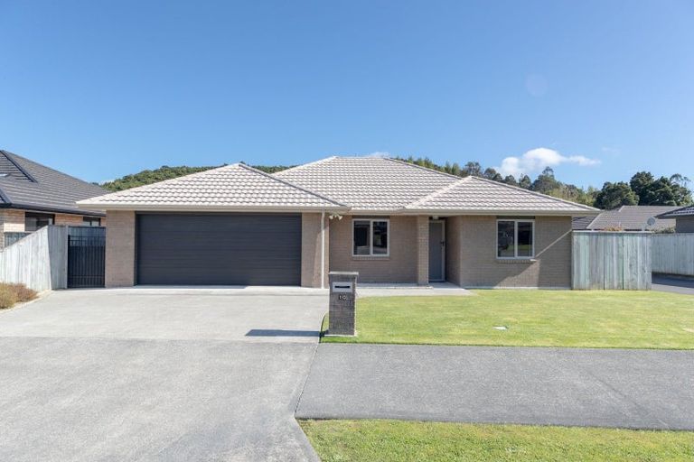 Photo of property in 10 Sunstone Crescent, Brown Owl, Upper Hutt, 5018