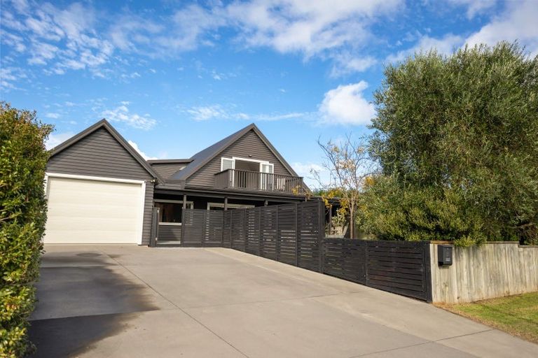 Photo of property in 31 Meadow Drive, Whitianga, 3510