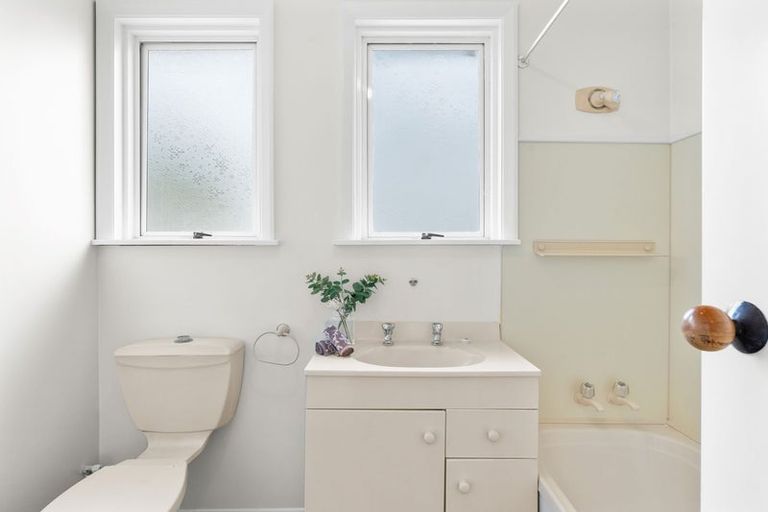 Photo of property in 141 Aorangi Road, Bryndwr, Christchurch, 8053