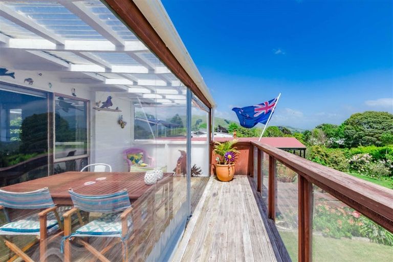 Photo of property in 57 Winara Avenue, Waikanae, 5036