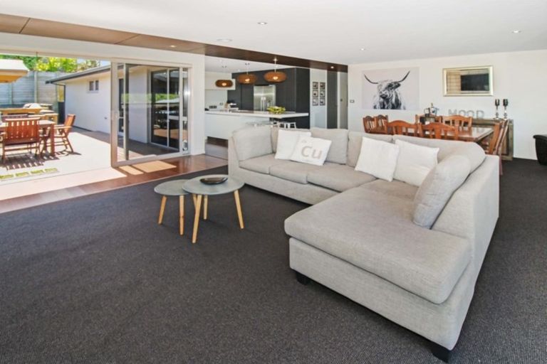 Photo of property in 42 Davies Road, Hurdon, New Plymouth, 4310