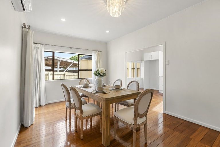Photo of property in 1042 Great North Road, Point Chevalier, Auckland, 1022