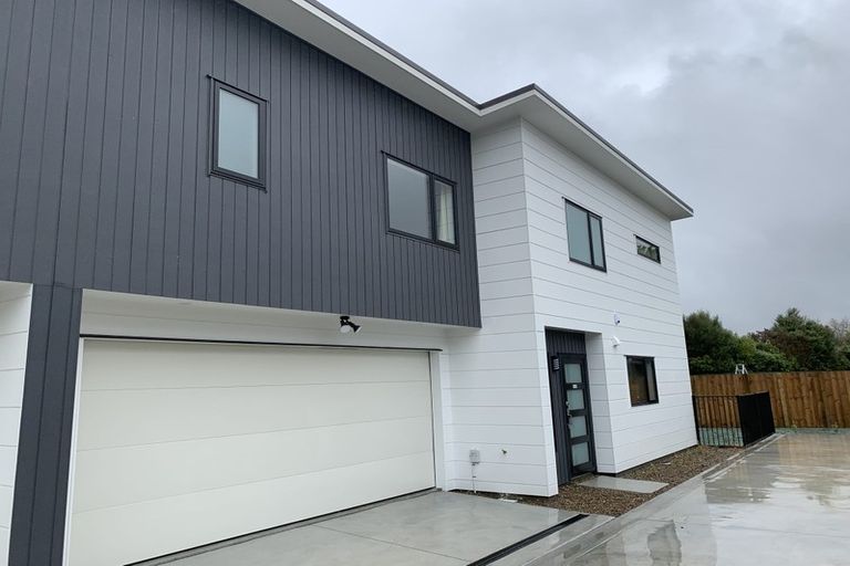 Photo of property in 2 Carrington Avenue, Hillcrest, Hamilton, 3216