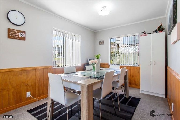 Photo of property in 2/134 Spinella Drive, Bayview, Auckland, 0629