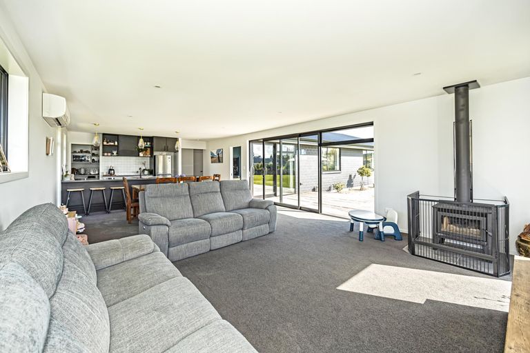 Photo of property in 47c Weston Road, Waiareka Junction, Oamaru, 9401