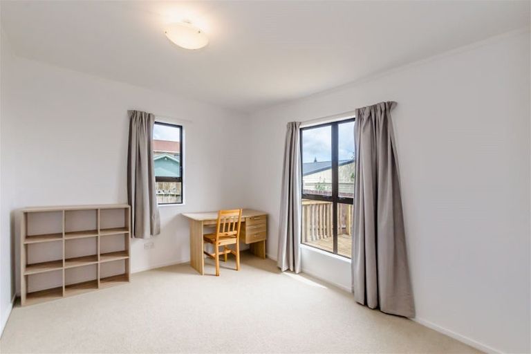 Photo of property in 14 Arnold Grove, Paraparaumu Beach, Paraparaumu, 5032