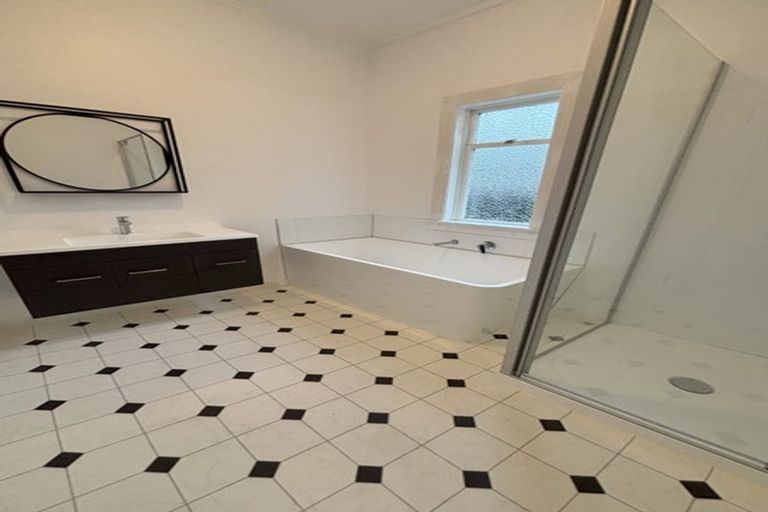 Photo of property in 158 Naenae Road, Naenae, Lower Hutt, 5011