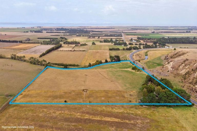 Photo of property in 1636 Christchurch Akaroa Road, Gebbies Valley, Christchurch, 7672