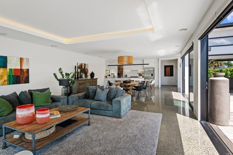 Photo of property in 34 Oakgrove Drive, Rangiora, 7400