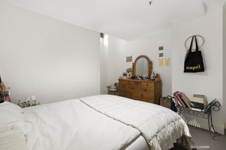 Photo of property in Augusta Apartments, 7/254 Willis Street, Te Aro, Wellington, 6011