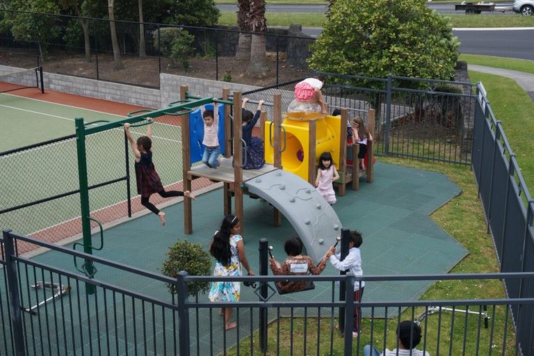 Photo of property in 3/34 Opito Way, East Tamaki, Auckland, 2013