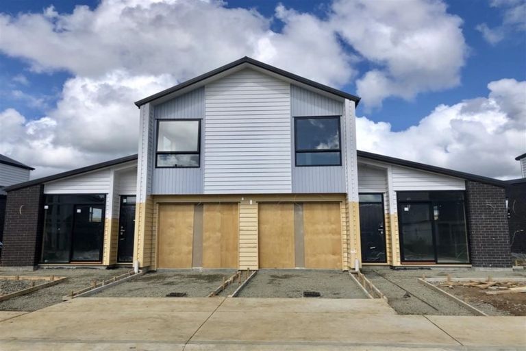 Photo of property in 9 Hoiho Road, Pukekohe, 2120