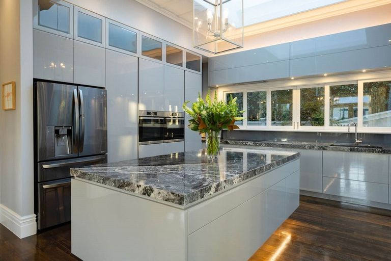 Photo of property in 86 Sarsfield Street, Herne Bay, Auckland, 1011
