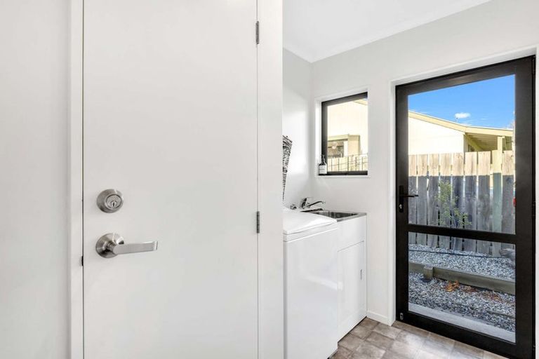 Photo of property in 100 Barry Avenue, Cromwell, 9310