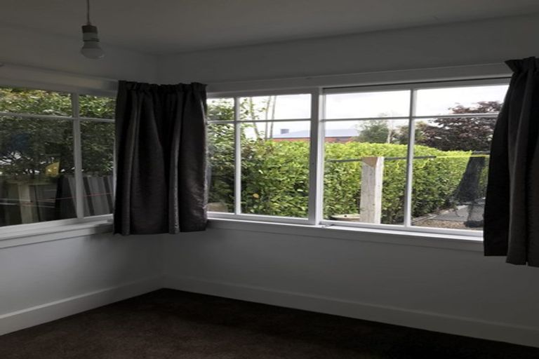 Photo of property in 216 Riccarton Road, Riccarton, Christchurch, 8041