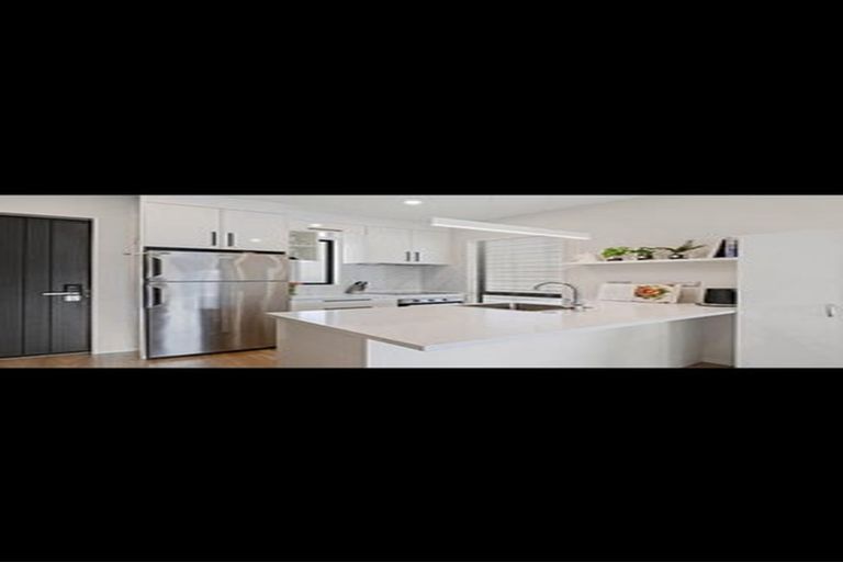 Photo of property in 36 Parahau Road, Papakura, 2110