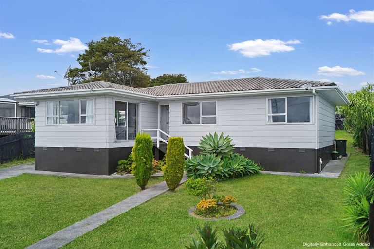 Photo of property in 52 Zelda Avenue, Clover Park, Auckland, 2023