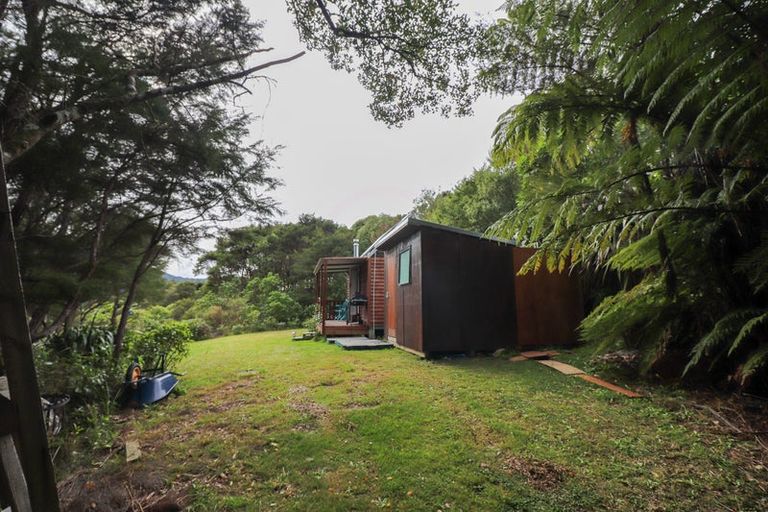 Photo of property in 11 Nikau Street, Duncan Bay, Tennyson Inlet, 7195
