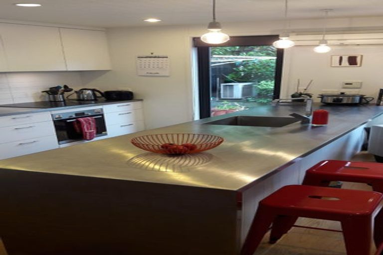 Photo of property in 2/35 Bishop Street, St Albans, Christchurch, 8014