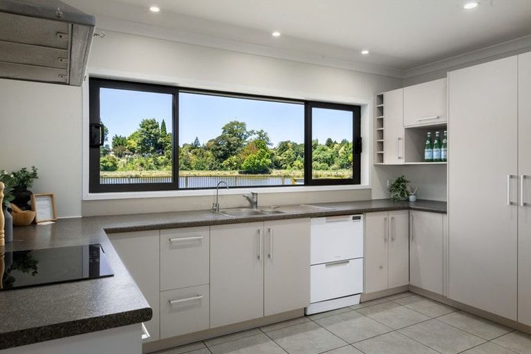 Photo of property in 17 Uretara Drive, Katikati, 3129