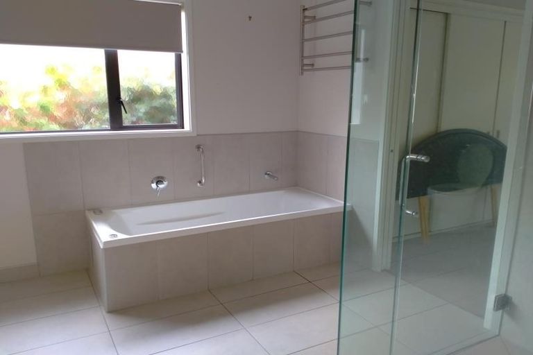 Photo of property in 49a Avenue Road, Greenmeadows, Napier, 4112