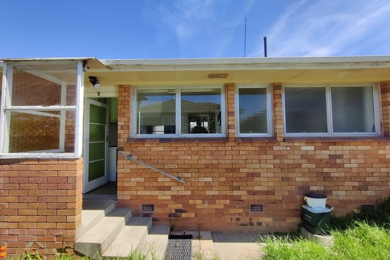 Photo of property in 2/21 Trentham Road, Papakura, 2110