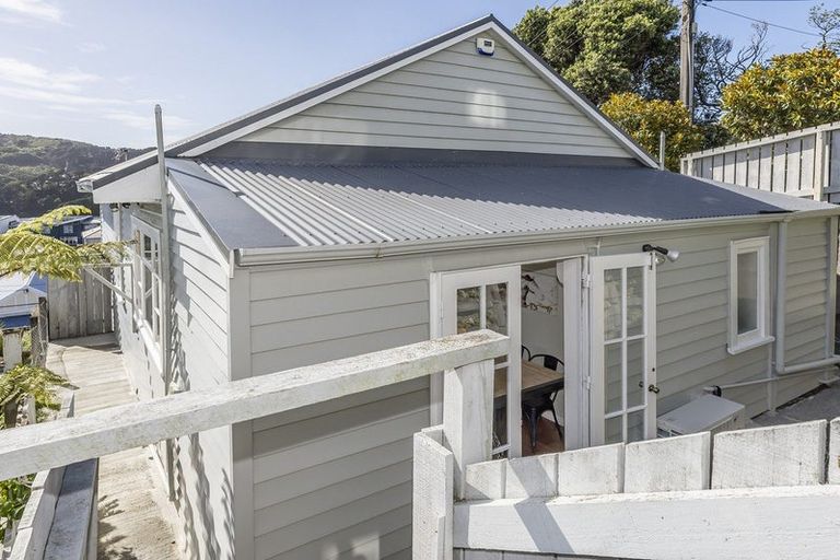 Photo of property in 18 Carrington Street, Mount Cook, Wellington, 6021