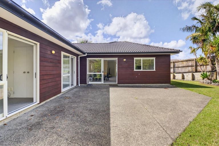 Photo of property in 20 Cartmel Avenue, Massey, Auckland, 0614