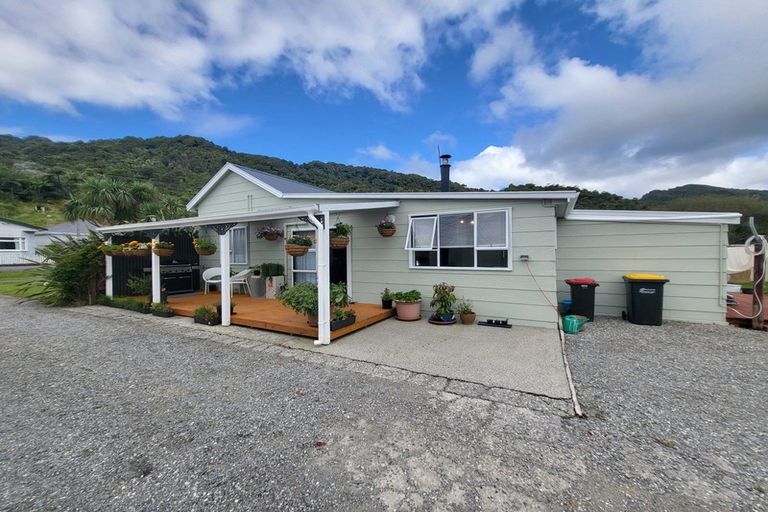 Photo of property in 162 Ward Street, Cobden, Greymouth, 7802