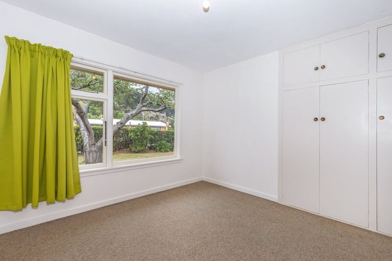 Photo of property in 253 Port Hills Road, Heathcote Valley, Christchurch, 8022