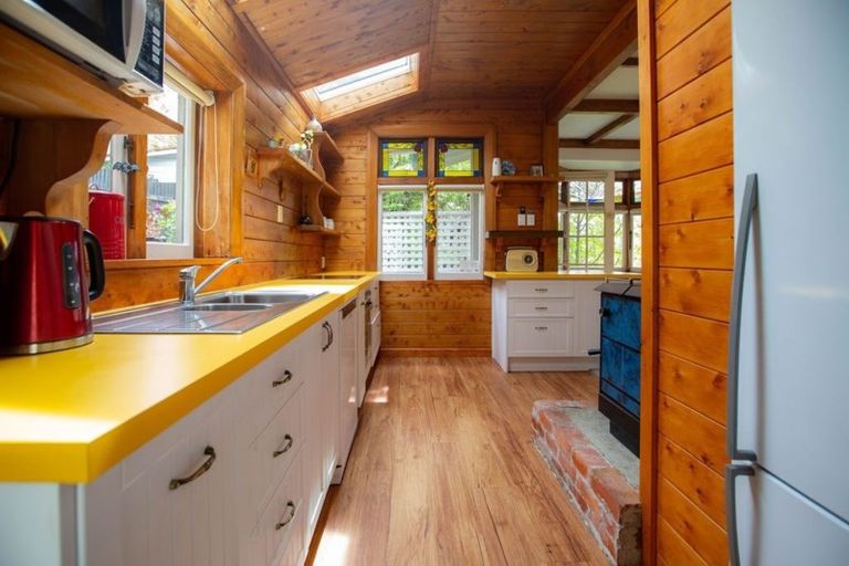 Photo of property in 32 Renwick Place, Nelson South, Nelson, 7010