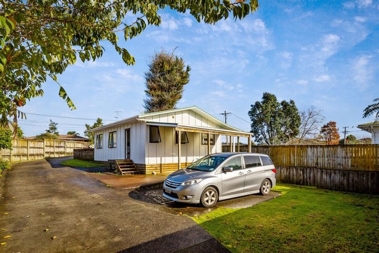 Photo of property in 139a Don Buck Road, Massey, Auckland, 0614