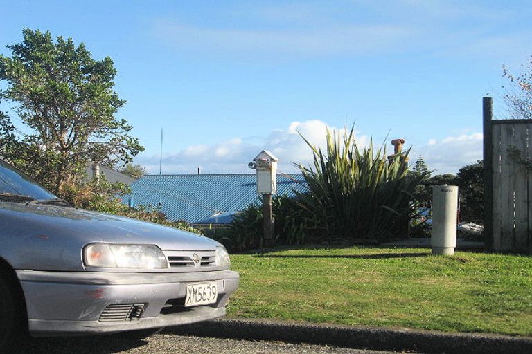 Photo of property in 169 Wellington Road, Paekakariki, 5034