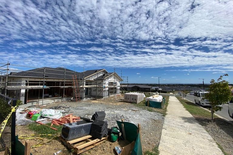 Photo of property in 51 Twin Parks Rise, Papakura, 2110